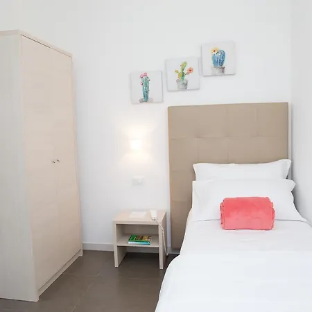 Grel Hotell Chiaramonte Gulfi