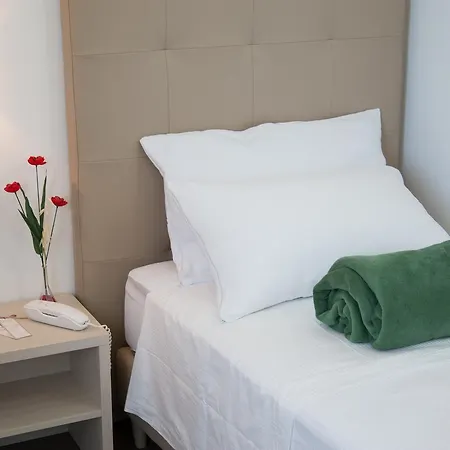 Grel キアラモンテ・グルフィ